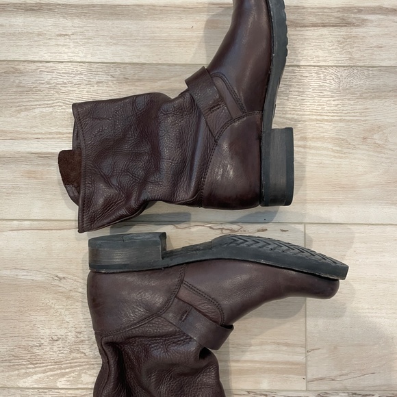 Frye Veronica Short Ankle Full Grain Leather Moto Boots - Picture 2 of 7